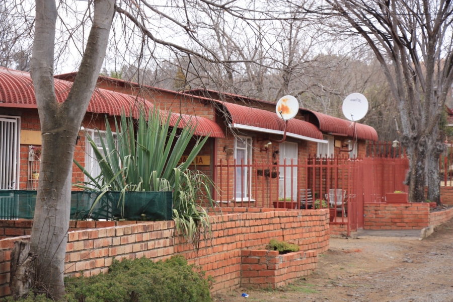 11 Bedroom Property for Sale in Dewetsdorp Free State